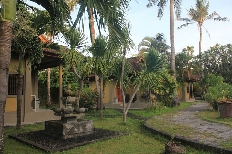 Hotel Suji Bungalow