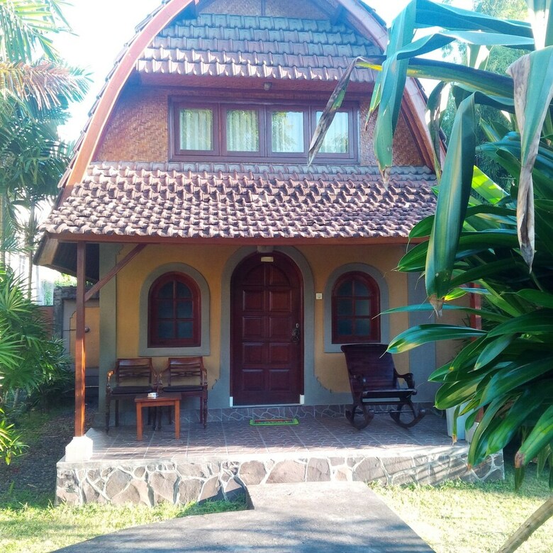 Hotel Suji Bungalow