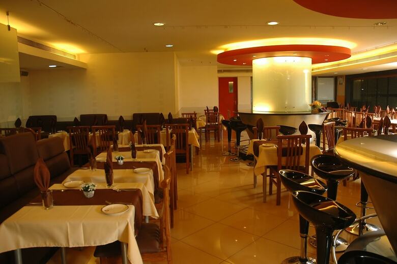 Istay Hotels Infantry Road