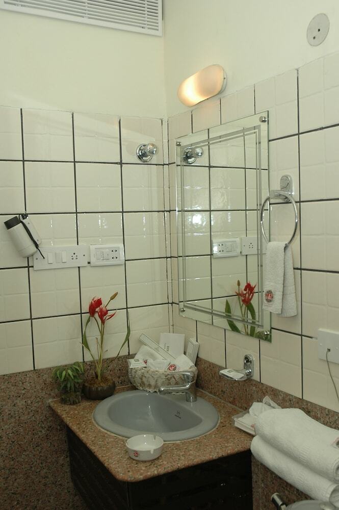Istay Hotels Infantry Road