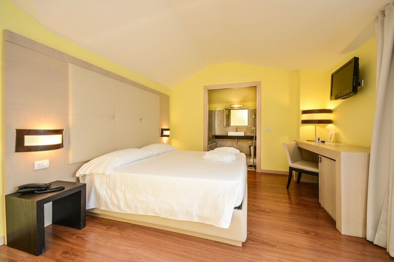 Posada Regal Hotel