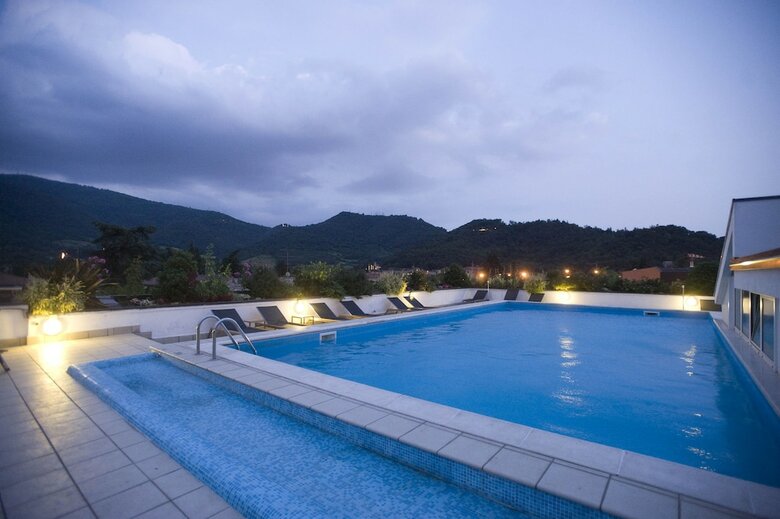 Posada Regal Hotel