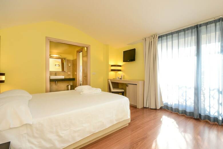 Posada Regal Hotel