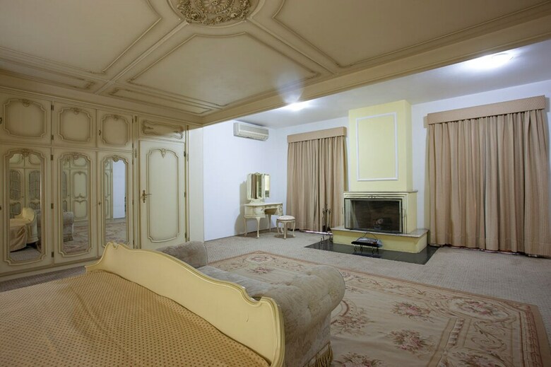Hotel Paradies