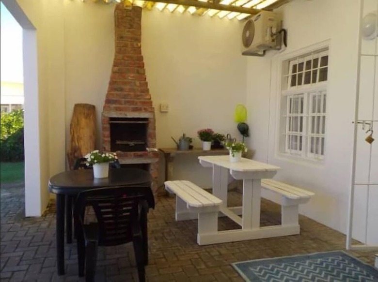 Breeze Inn Bed And Breakfast