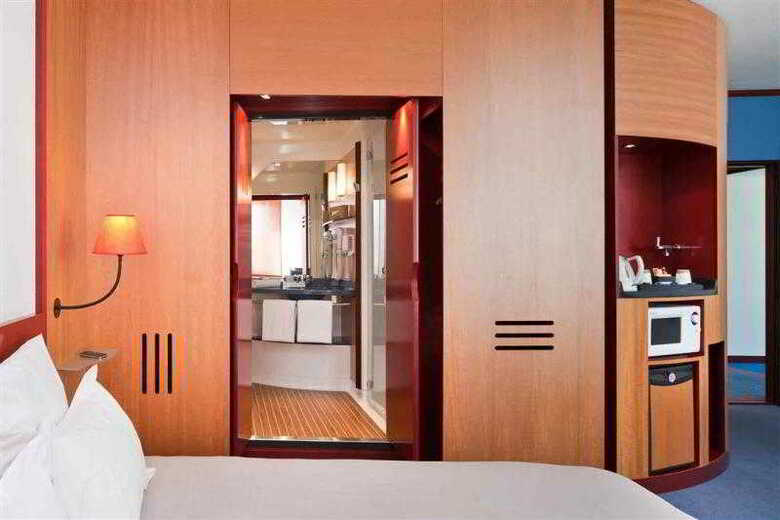 Hotel Novotel Suites Geneve Aeroport