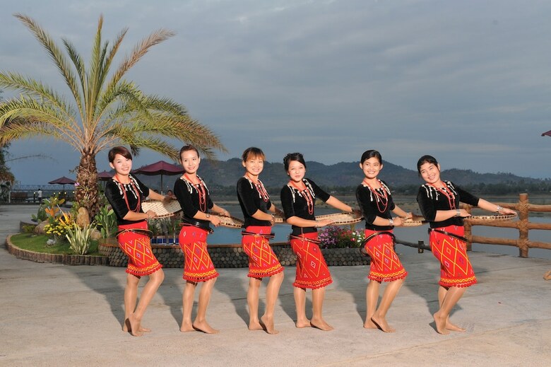 Myitkyina Plam Spring Resort Hotel