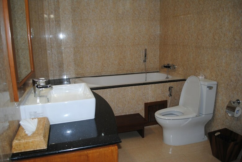 Myitkyina Plam Spring Resort Hotel