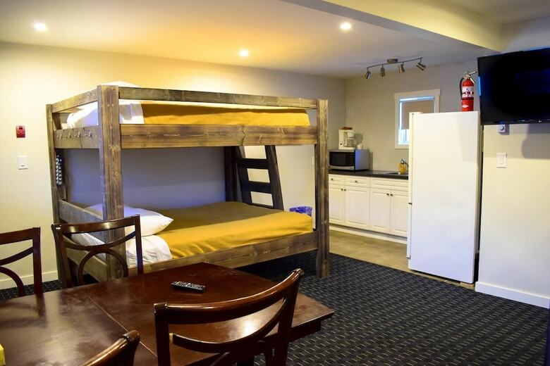 Hotel Peaks Lodge