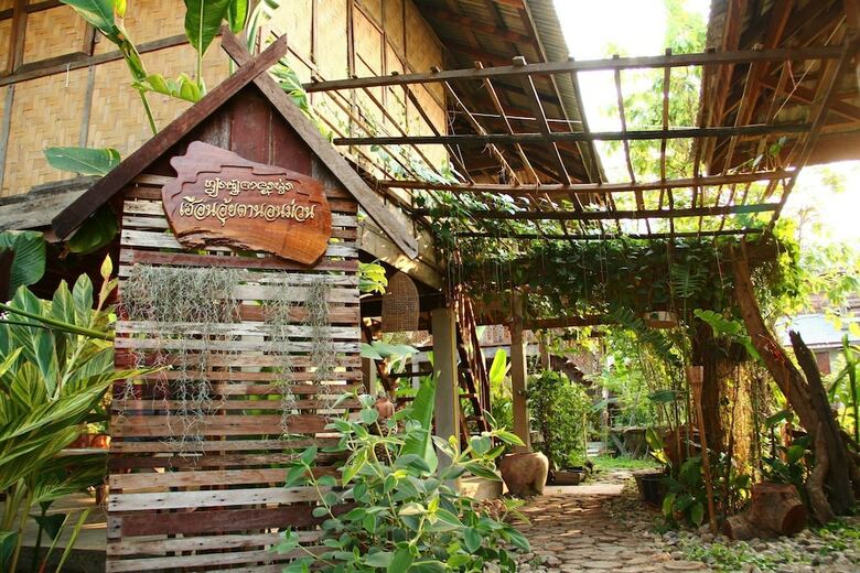 Hotel Oey-chan-dha Villa