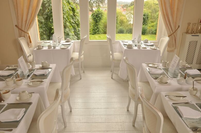 Hotel Farnley Tower Guesthouse