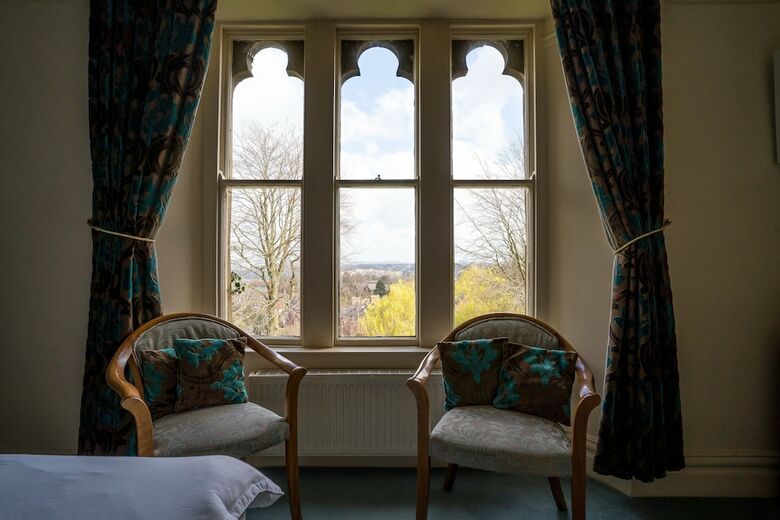 Hotel Farnley Tower Guesthouse