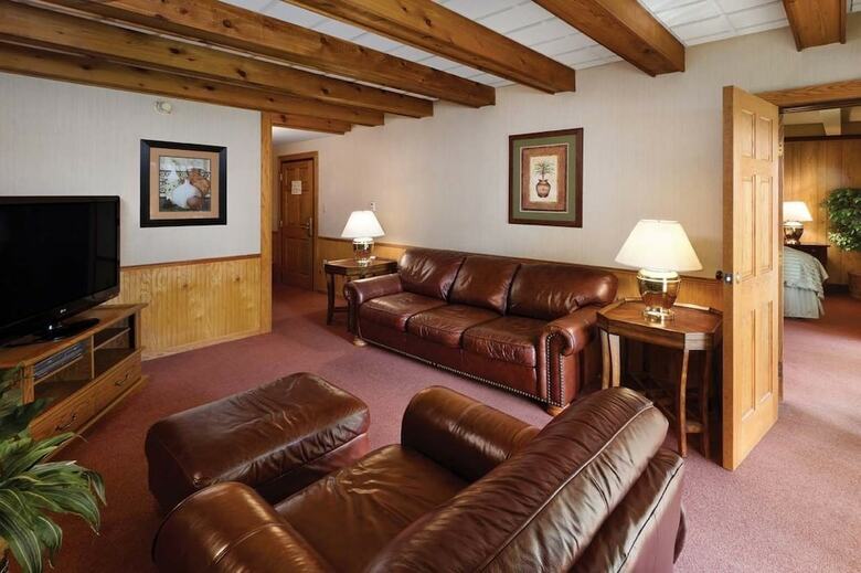 Hotel Hueston Woods Lodge & Conference Center