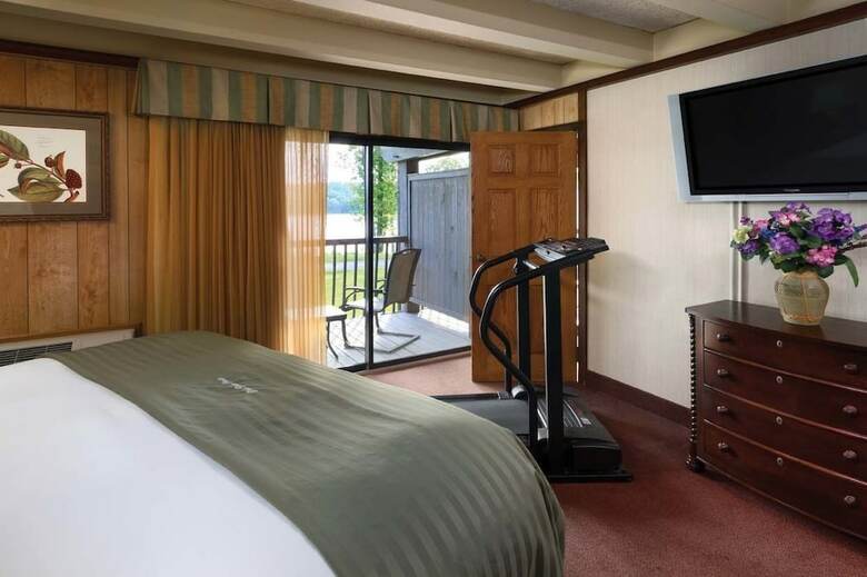 Hotel Hueston Woods Lodge & Conference Center