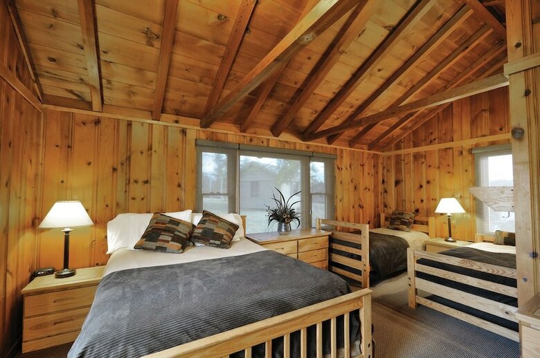 Hotel Hueston Woods Lodge & Conference Center