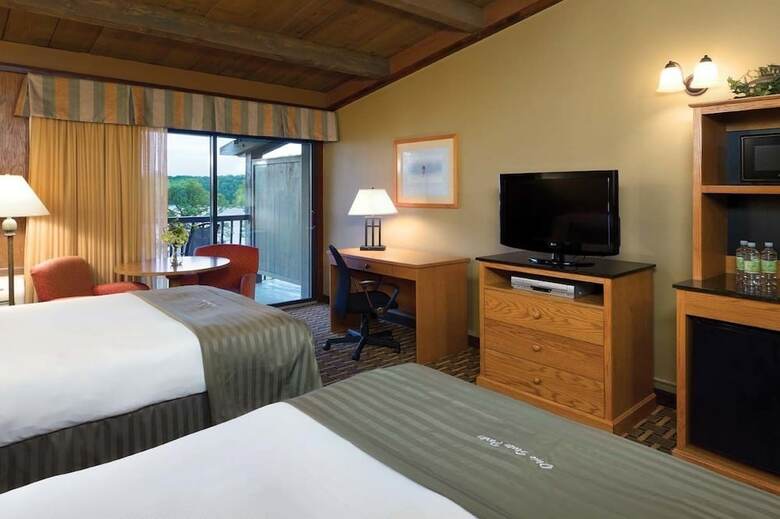Hotel Hueston Woods Lodge & Conference Center