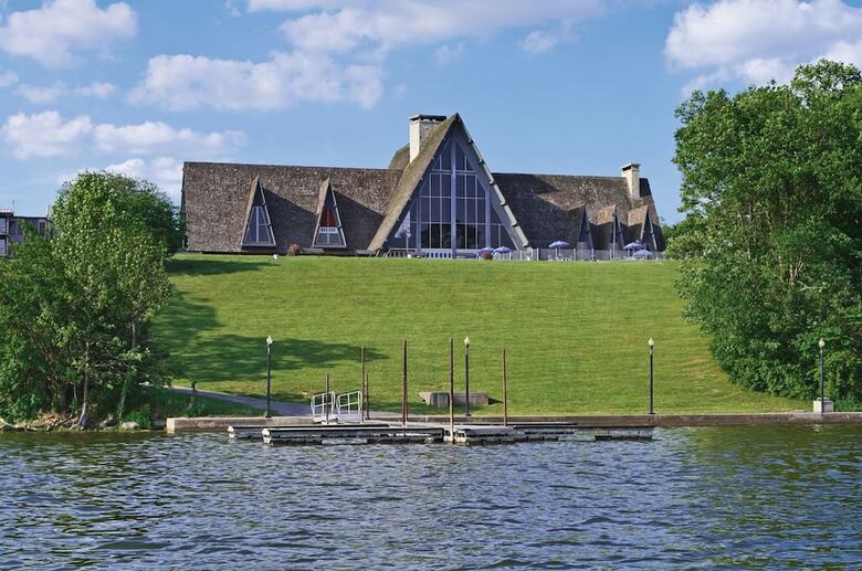 Hotel Hueston Woods Lodge & Conference Center