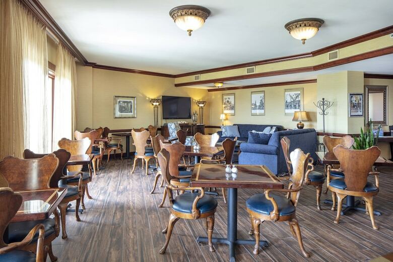 Apartamento Marriott Shoals Hotel And Spa