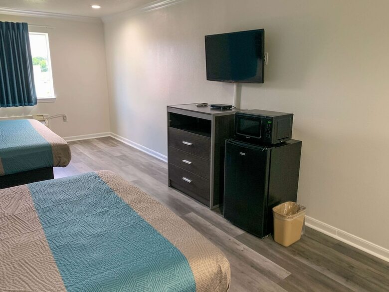 Motel 6 Houston, Tx- 249/ Willowbrook