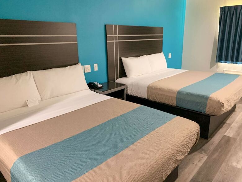 Motel 6 Houston, Tx- 249/ Willowbrook