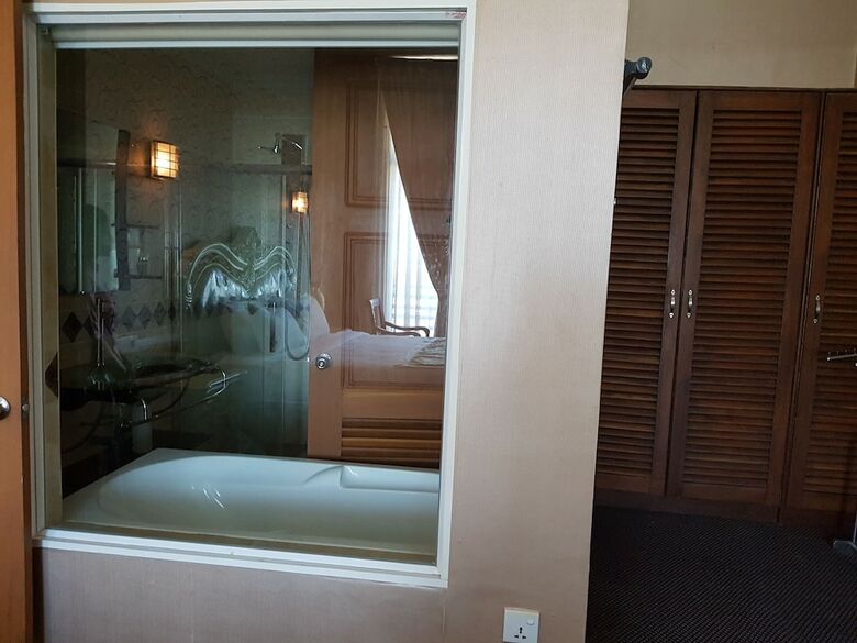 Zabu Thiri Hotel