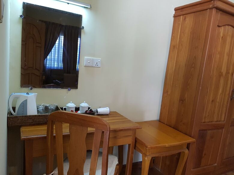 Zabu Thiri Hotel