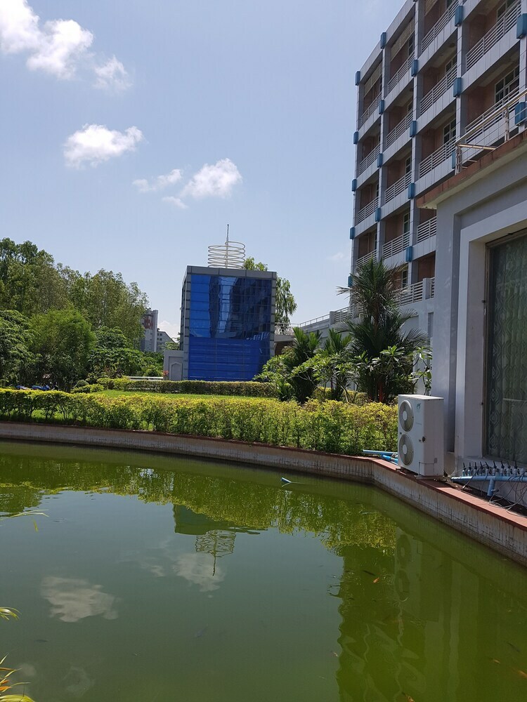 Zabu Thiri Hotel
