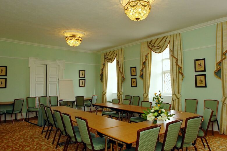 Hotel Moresby Hall