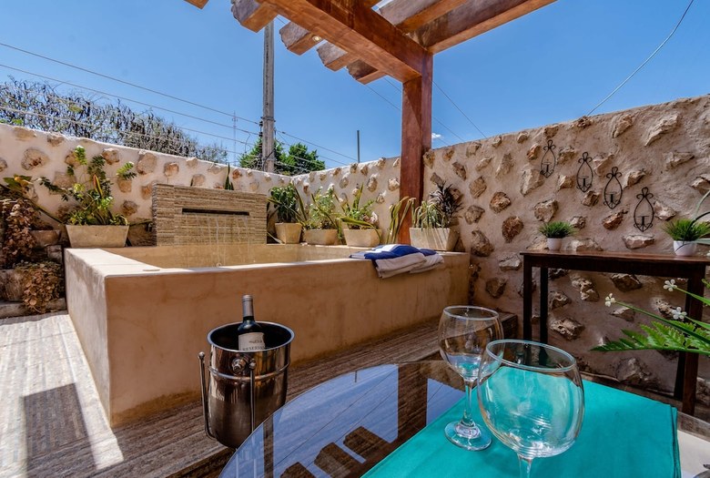 El Zagu�n Colonial By Guruhotel