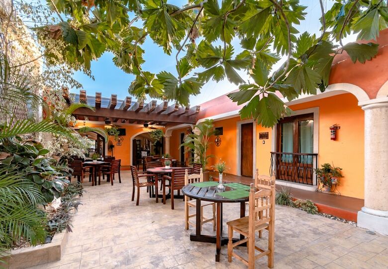 El Zagu�n Colonial By Guruhotel