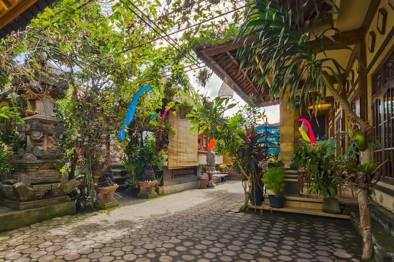 Hotel Ume Sita Home Stay