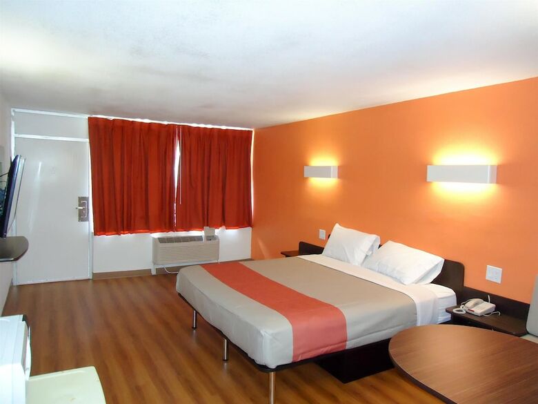Hotel Motel 6 Connellys Springs, Nc