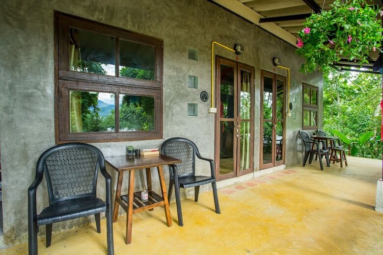 Hotel Baan Katisod