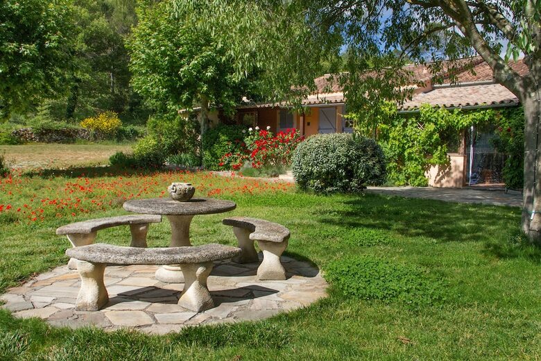 Apartamentos Gites de La R�parade