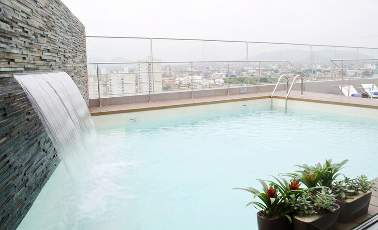 Hotel Ramada Encore Lima San Isidro