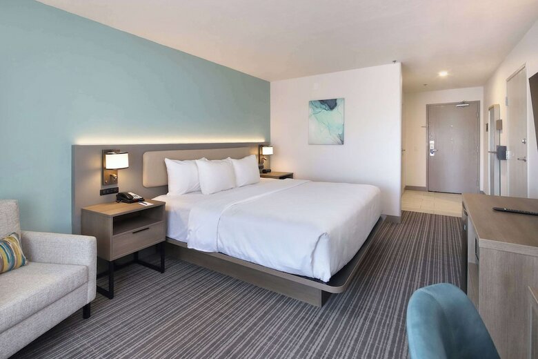 Hotel Comfort Suites At Tucson Mall