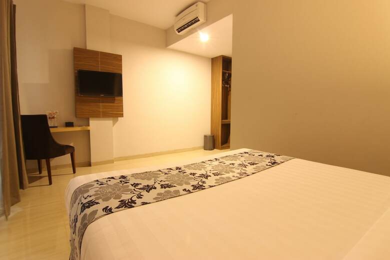 Grand Amira Hotel
