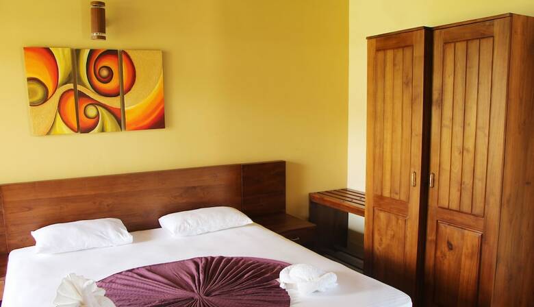 Hotel Airport Villa