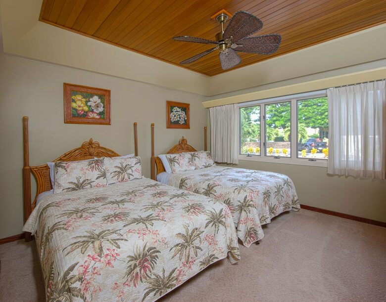 Puunoa Beach Estates