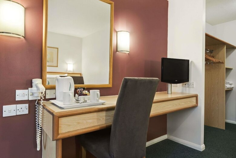 Hotel Days Inn By Wyndham Sedgemoor M5