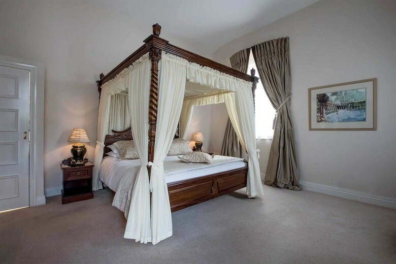 Tullyglass House Hotel