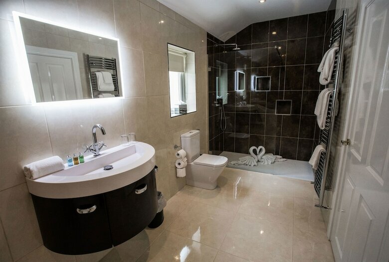 Tullyglass House Hotel