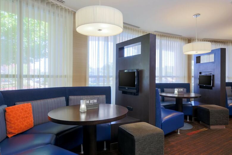 Hotel Courtyard By Marriott Chico