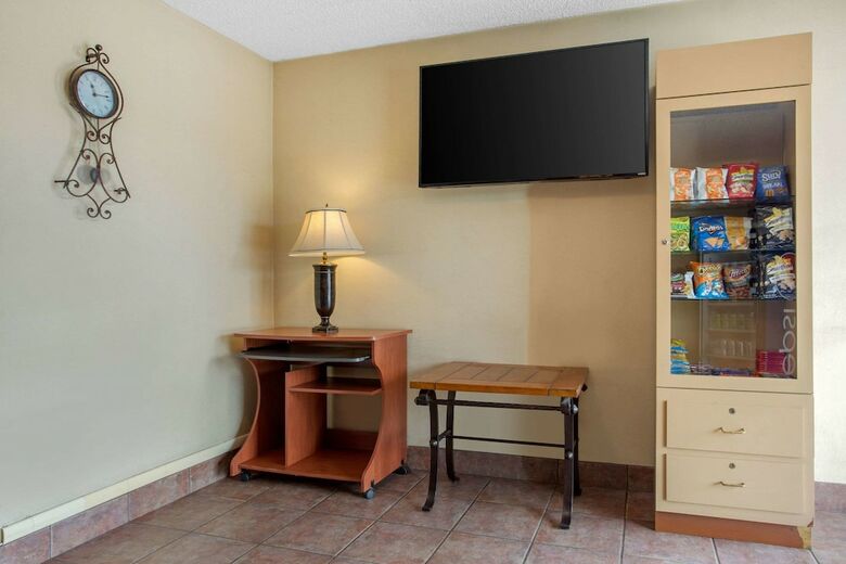 Motel Rodeway Inn