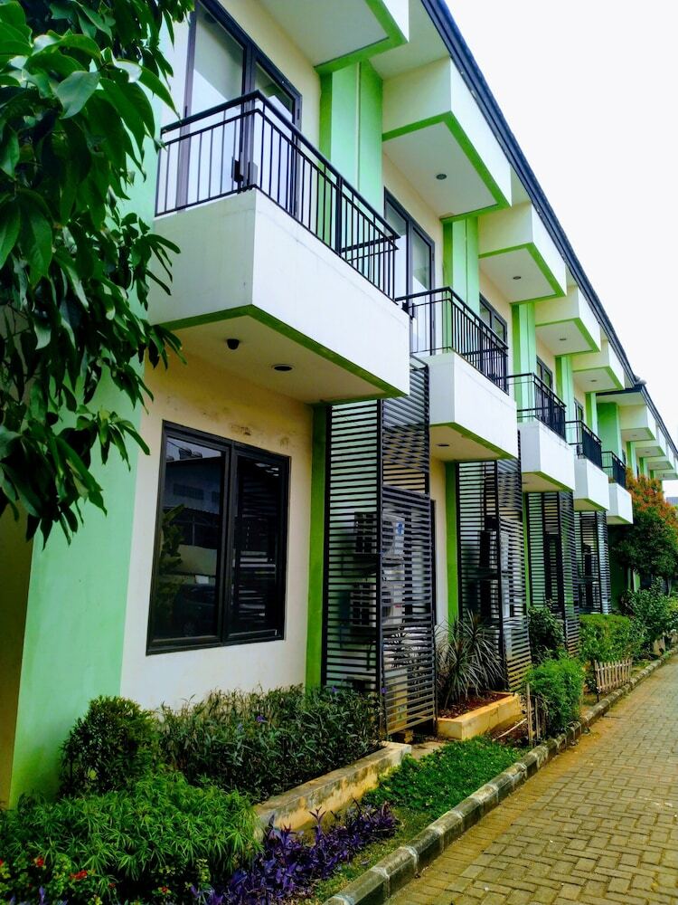 Hotel Green Bamboo Residence