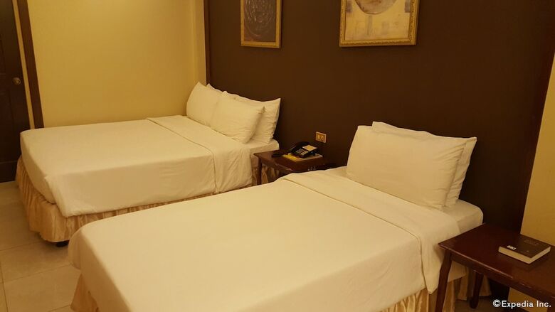 Hotel Dumaguete Royal Suite Inn