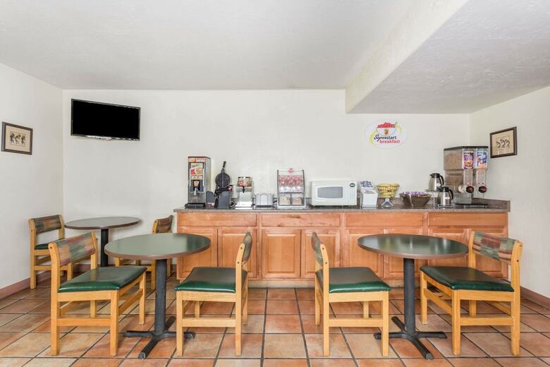 Motel Super 8 By Wyndham Cottonwood