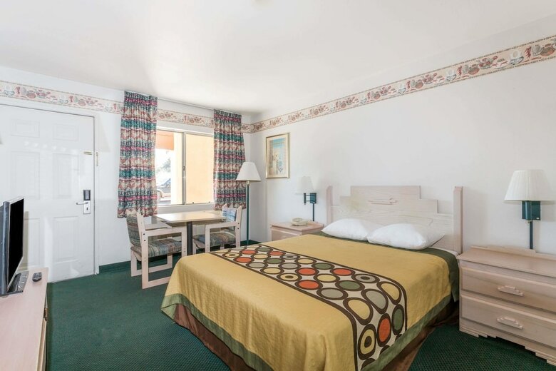 Motel Super 8 By Wyndham Cottonwood