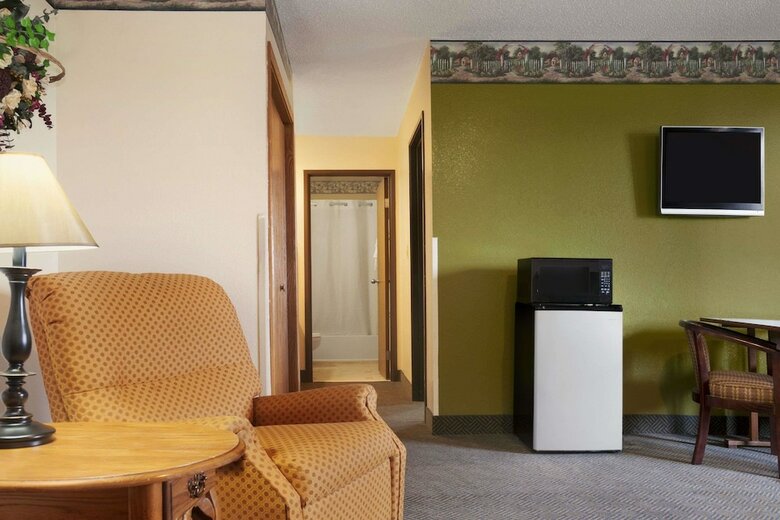 Hotel Super 8 By Wyndham Mansfield