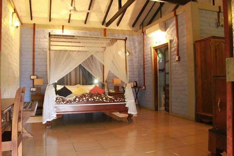 Lake Serenity Boutique Hotel